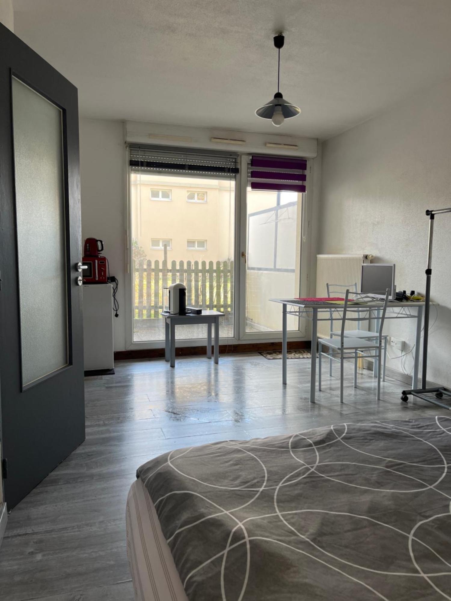 Logement Type Studio 1 Piece Proche Zenith Strasbourg Bagian luar foto
